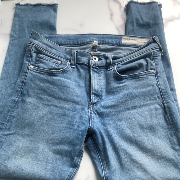 Rag & Bone Mid Rise Distressed Skinny Ankle Raw Hem Jean Size 29 - Picture 12 of 13